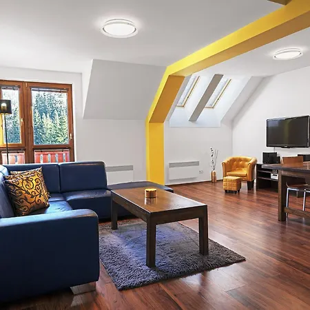 Apartament 44